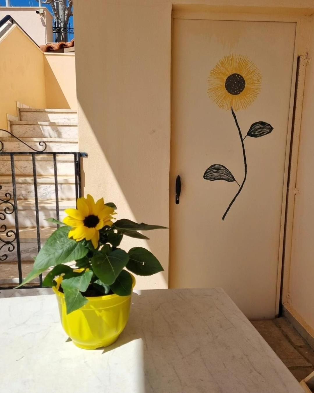 Agia Marina  Eagles Nest Villa Athenian Riviera In Aghia Marina Near Lagonisi, Next To The Beach Close To Athens Airport מראה חיצוני תמונה
